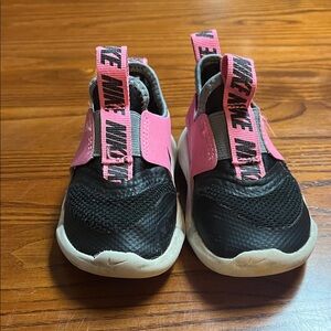 Nike Kids Black and Pink Sneakers